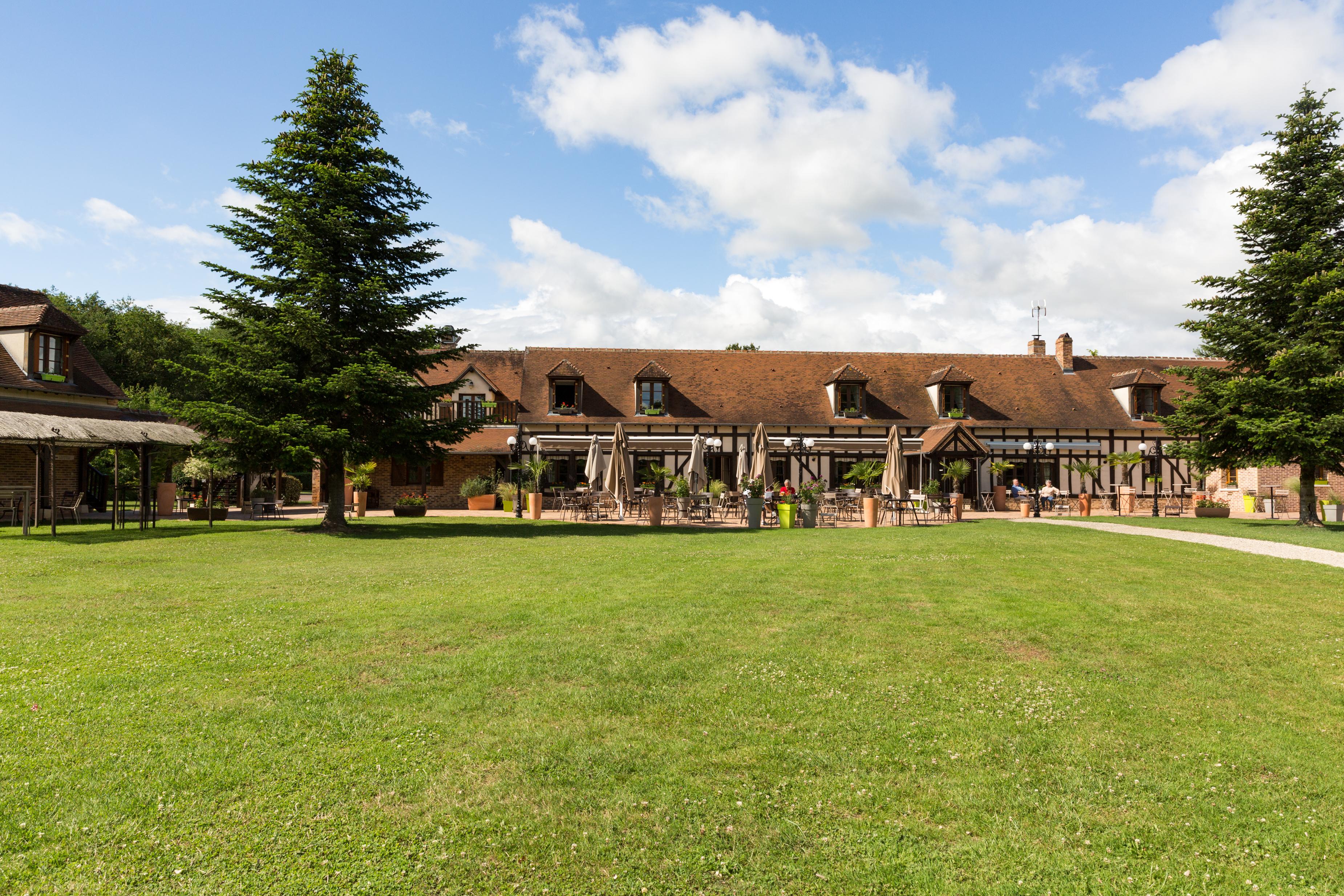 L'Oree Des Chenes, The Originals Relais La Ferté-Saint-Aubin Buitenkant foto